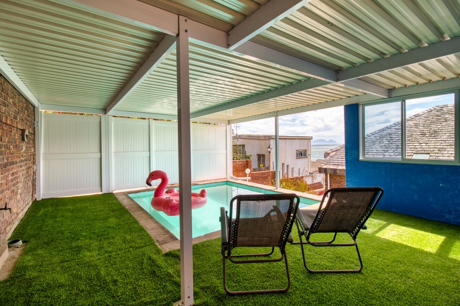 4 Bedroom Property for Sale in Gordons Bay Village Western Cape